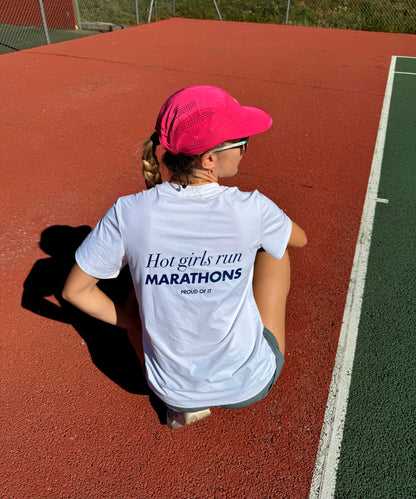 T-shirt Girls run marathons